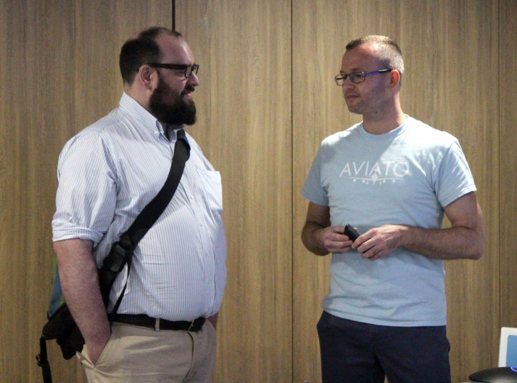 Patrick Dahm with an attendee of his talk